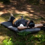 Husky Flare 7 oppusteligt liggeunderlag natur